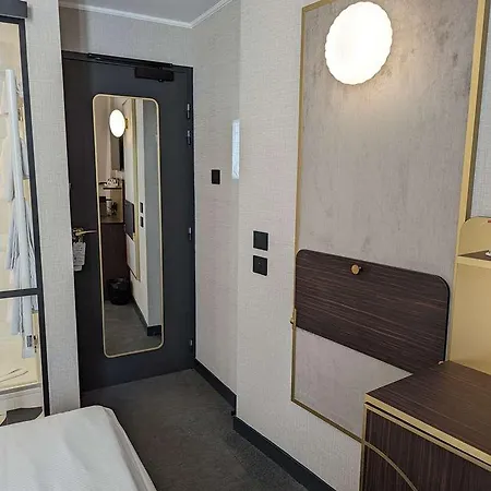 Hotel Western Bretagne Montparnasse París