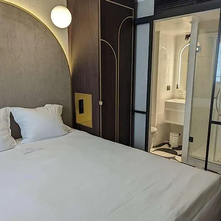 Hotel Western Bretagne Montparnasse 4*