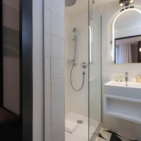 Western Bretagne Montparnasse Hotel Paris