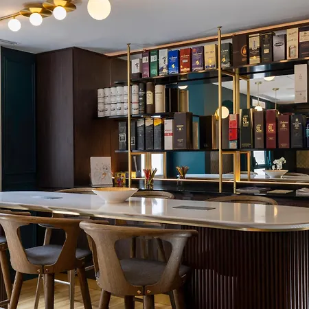 ホテル ベストウエスタン ブルターニュ モンパルナス 4*