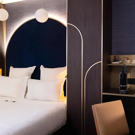 ホテル ベストウエスタン ブルターニュ モンパルナス パリ