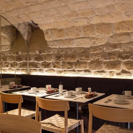 Hotel Western Bretagne Montparnasse 4*