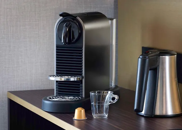 Hotel Western Bretagne Montparnasse Parigi