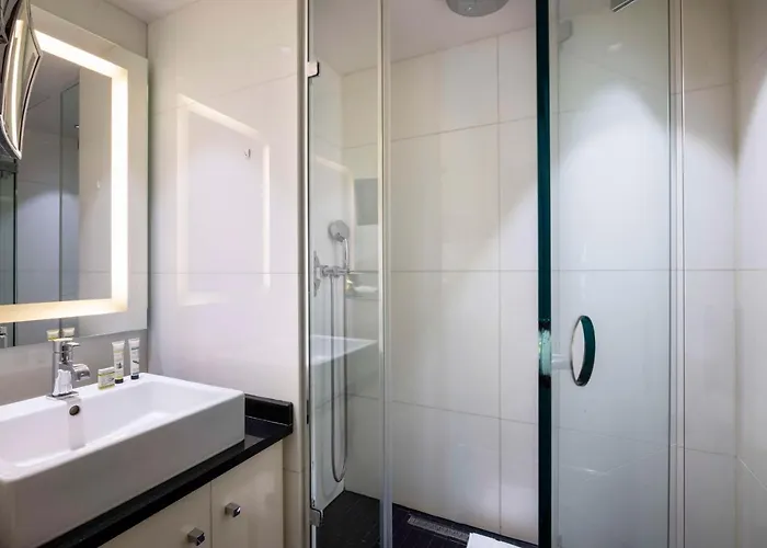 Western Bretagne Montparnasse 4* Parigi