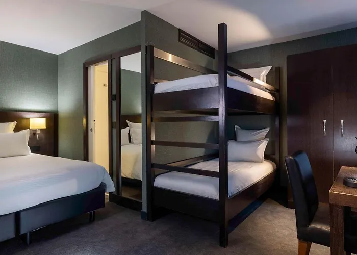 Western Bretagne Montparnasse Hotel 4*