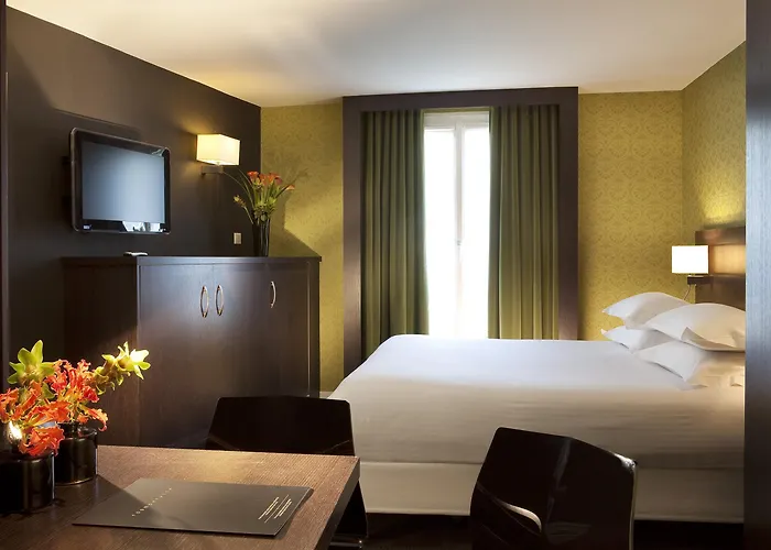 Hotel Western Bretagne Montparnasse 4*