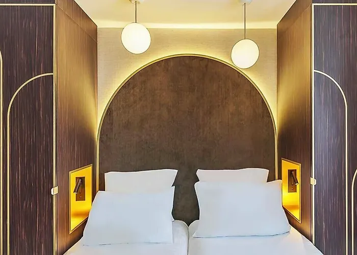 Western Bretagne Montparnasse 4* Parigi